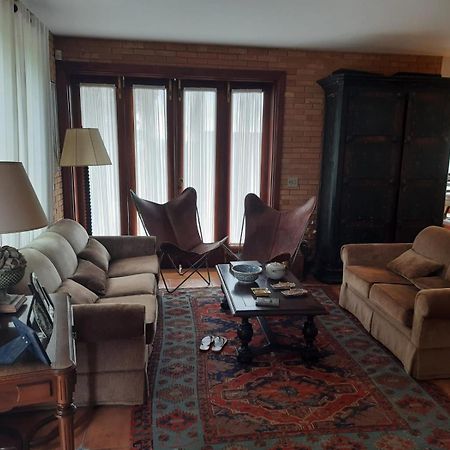 הוילה Campos do Jordão Cajueiro House מראה חיצוני תמונה